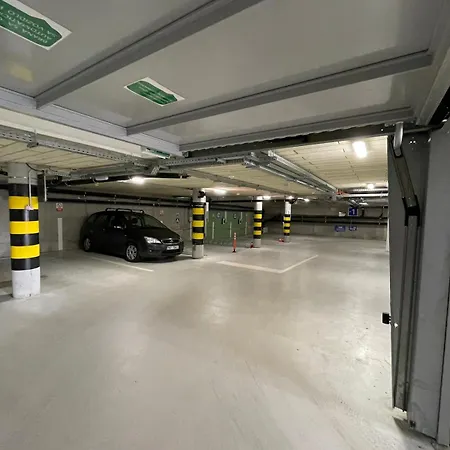 Modern Old Town - Balcony, Coffee, Wifi Appartement