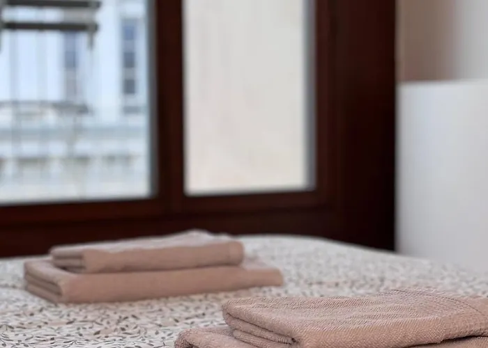 Modern Old Town - Balcony, Coffee, Wifi Bratislava