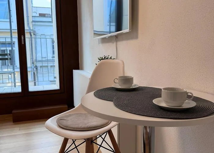 Appartement Modern Old Town - Balcony, Coffee, Wifi
