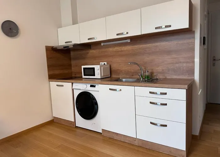 Modern Old Town - Balcony, Coffee, Wifi Apartamento